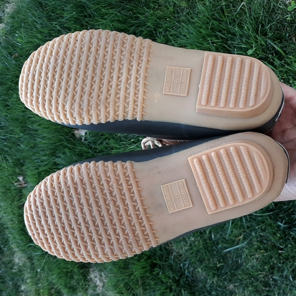 Khombu Sz 6 Letty Lace Up Steel Shank Duck Boots - Picture 10 of 17